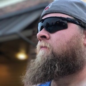 Meet your Posher, Brady